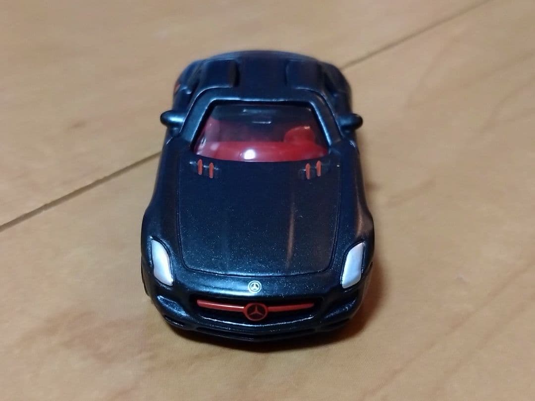 【再値下げ】メルセデスベンツ SLS AMG マットブラックエディション
