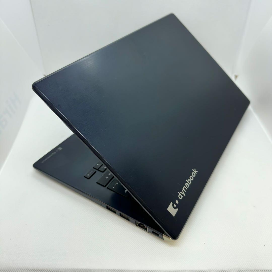 美品 dynabook ノートPC i5/ 8GB/ 256GB G83