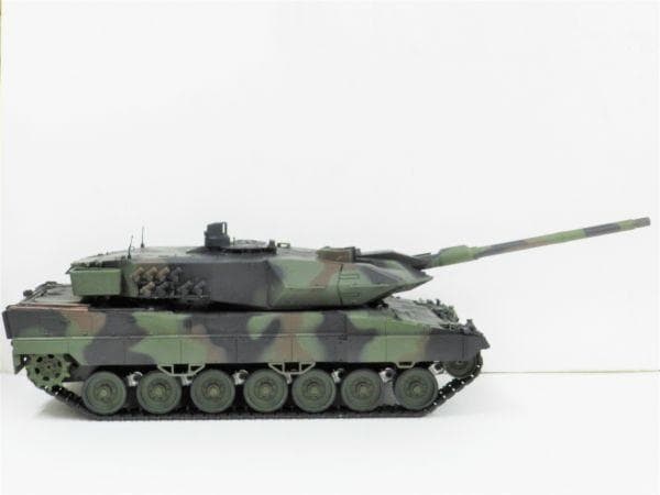 技術基準適合証明済 Henglong（ヘンロン）1/16 レオパルト2 A6