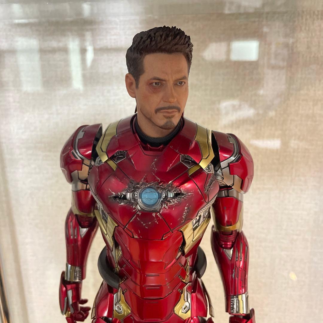 HOT TOYS ホットトイズ　マーク46 アイアンマン　シビルウォー