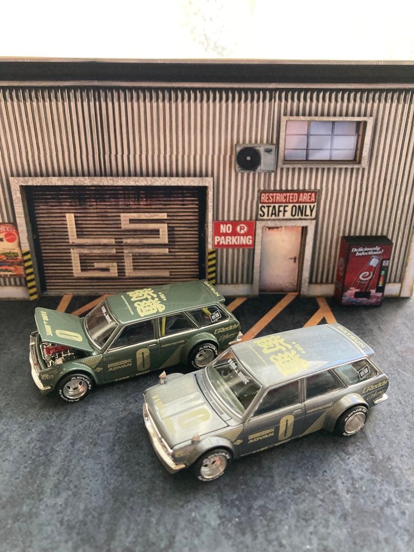 Minigt✖️街道ハウス　510ブルーバードワゴン　1/64スケールチェイス
