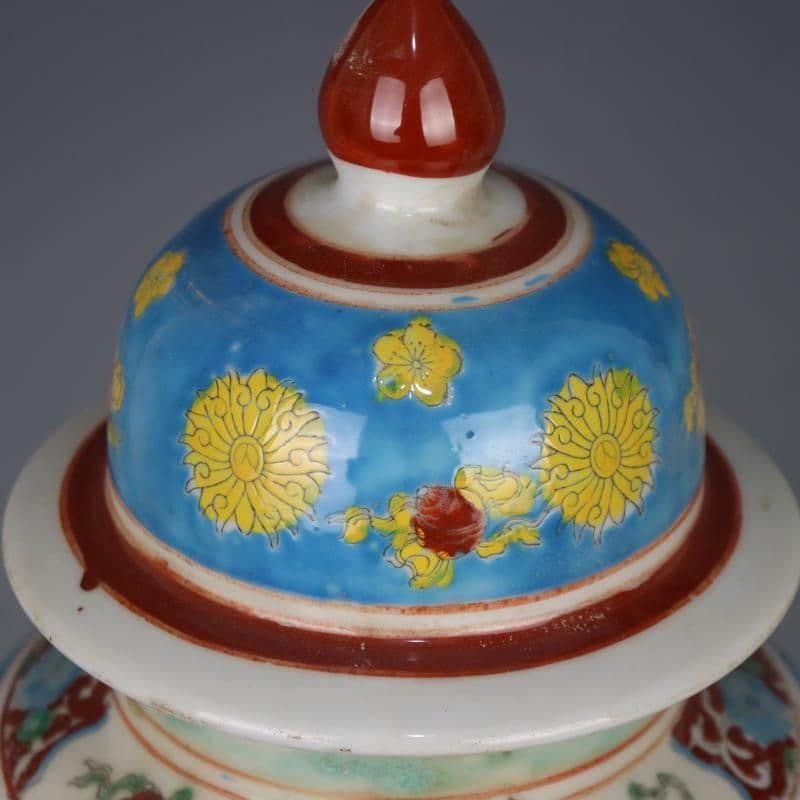 康熙藍地パステル人物将軍缶  景徳鎮 陶磁器 装飾品 現代工芸品 美術品 置物