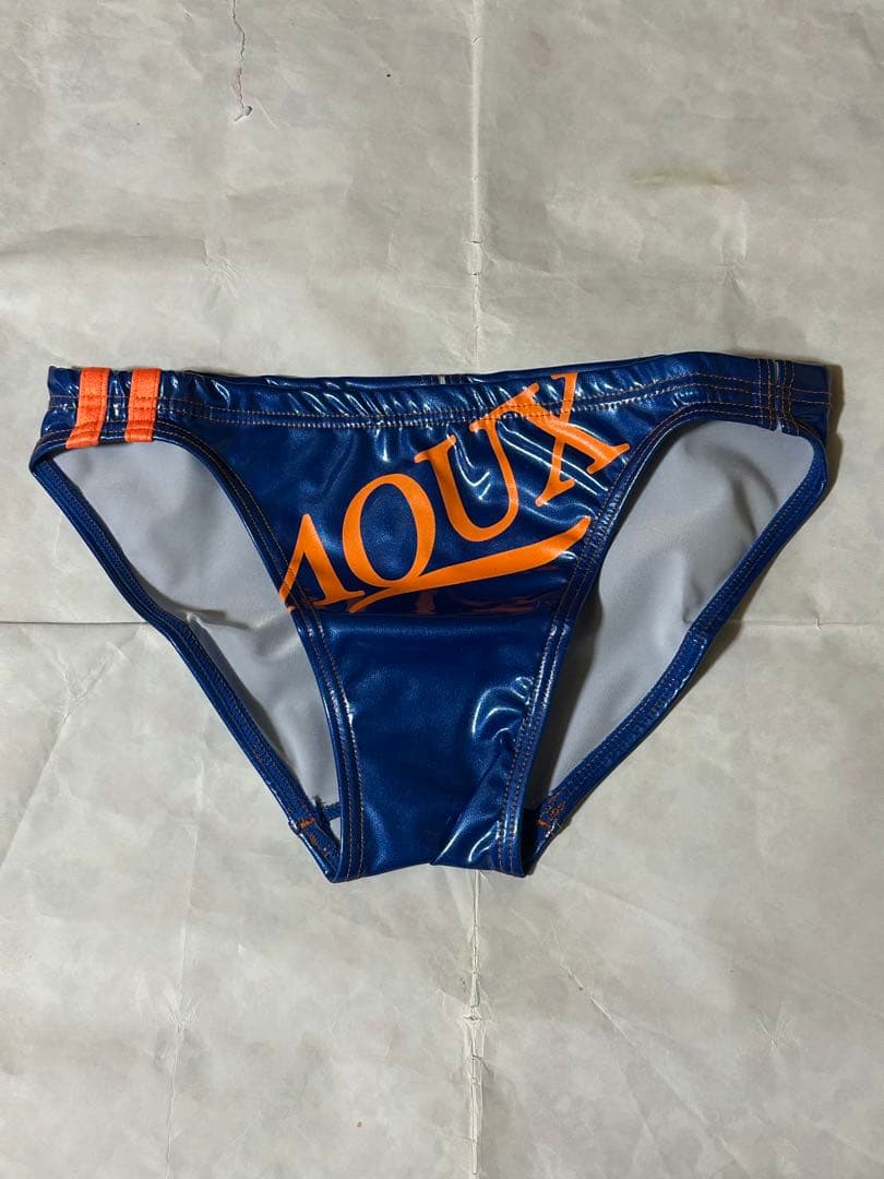 AQUX水着