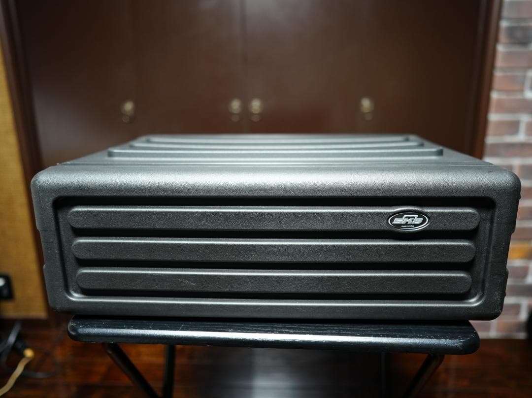 SKB　R3S 3Uラックケース シャローラック