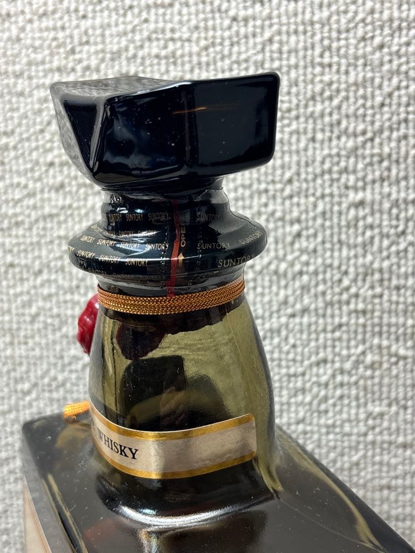 サントリー　ローヤル12年　未開封　700ml 希少ラベル　ウイスキー