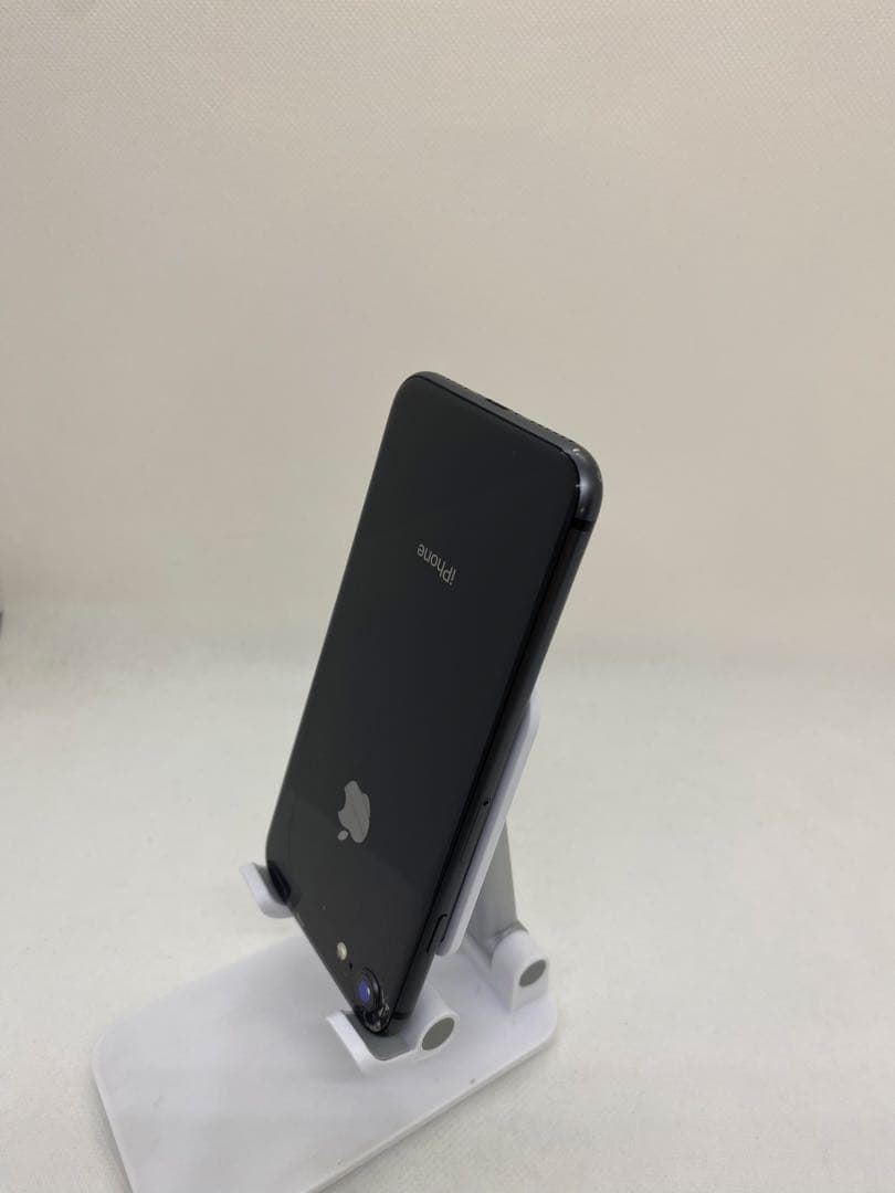 iPhone 8 64GB SIMフリー バッテリー98% 85799
