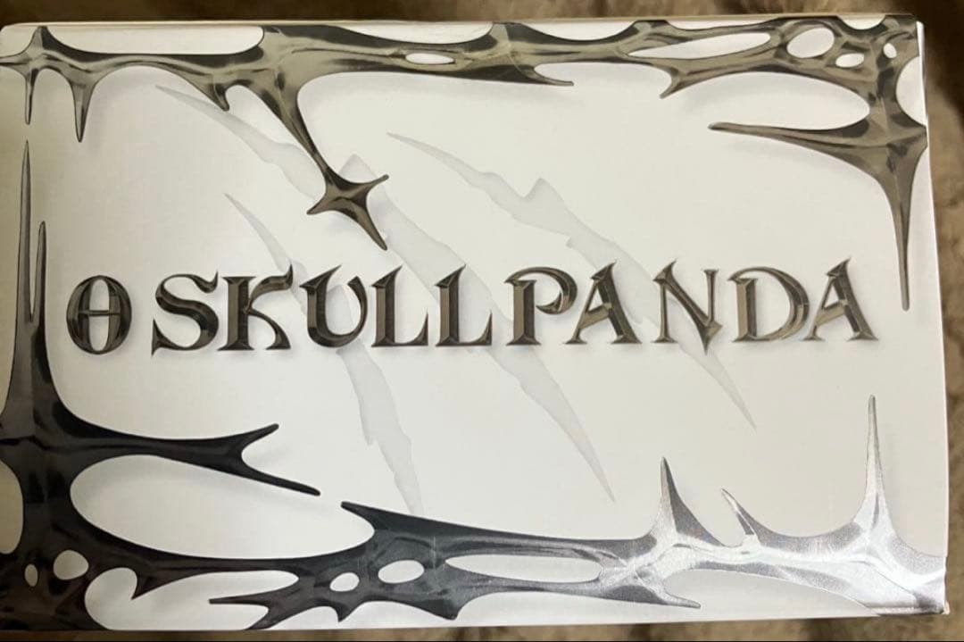 SKULLPANDA × XG ぬいぐるみペンダント（日本限定）　ポップマート
