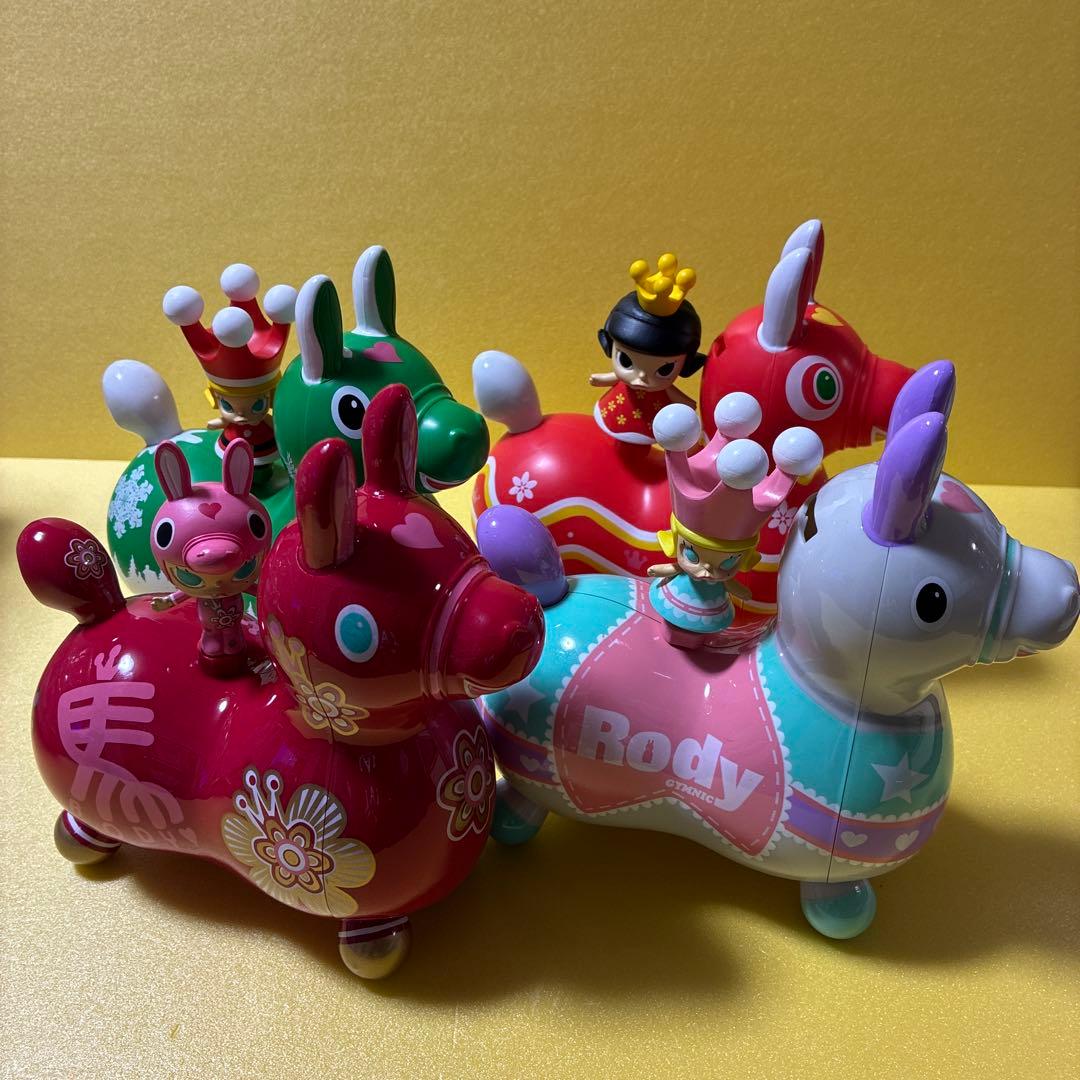 RODY × MOLLY molly