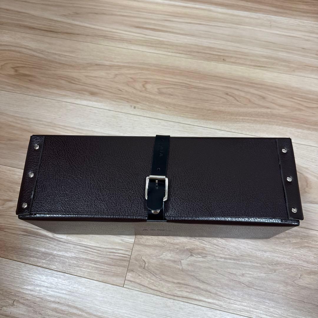 アライア　シューズボックス　ストラップ付き　牛革　収納ケース　alaia