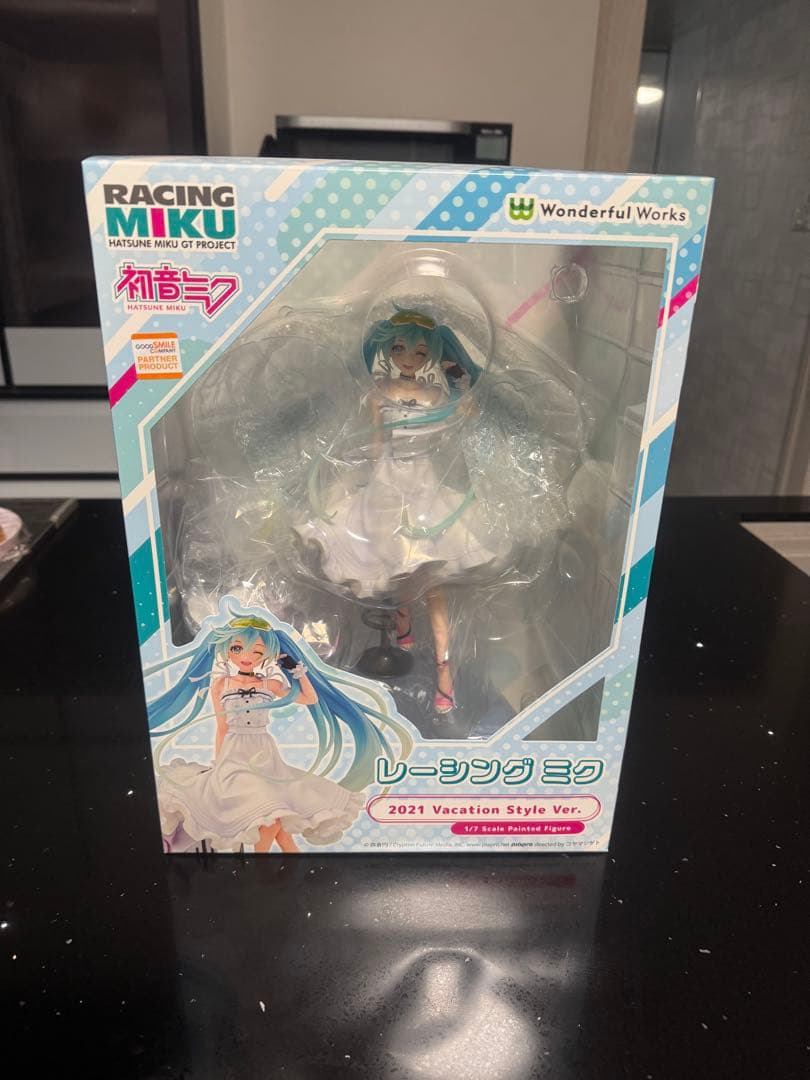 レーシングミク2021 Vacation Style Ver. 1/7スケール