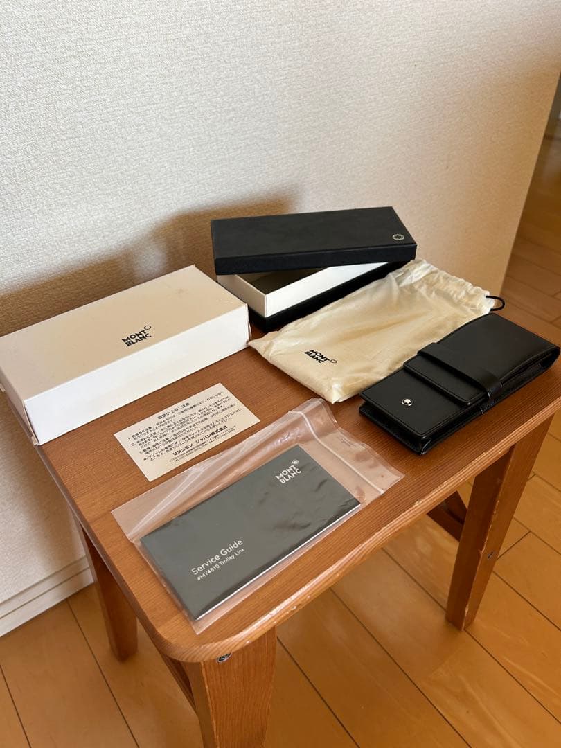 【未使用】MONTBLANC 14313 レザー　ペンポーチ　3本用 ブラック