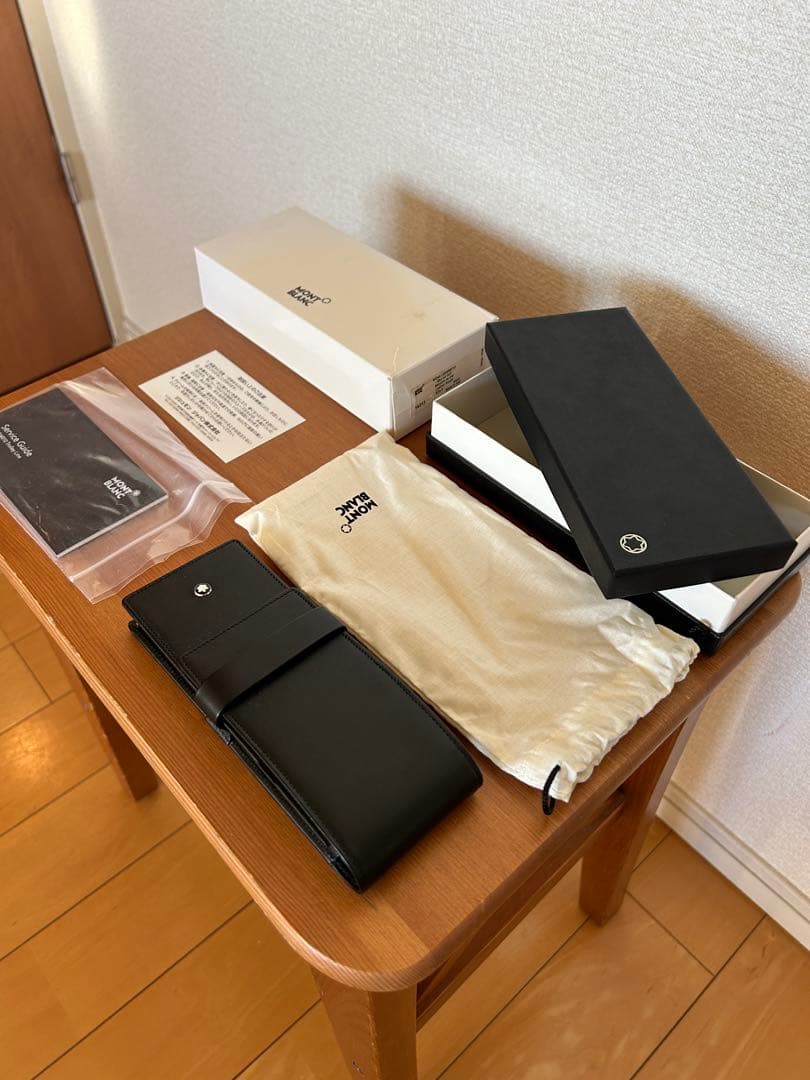 【未使用】MONTBLANC 14313 レザー　ペンポーチ　3本用 ブラック