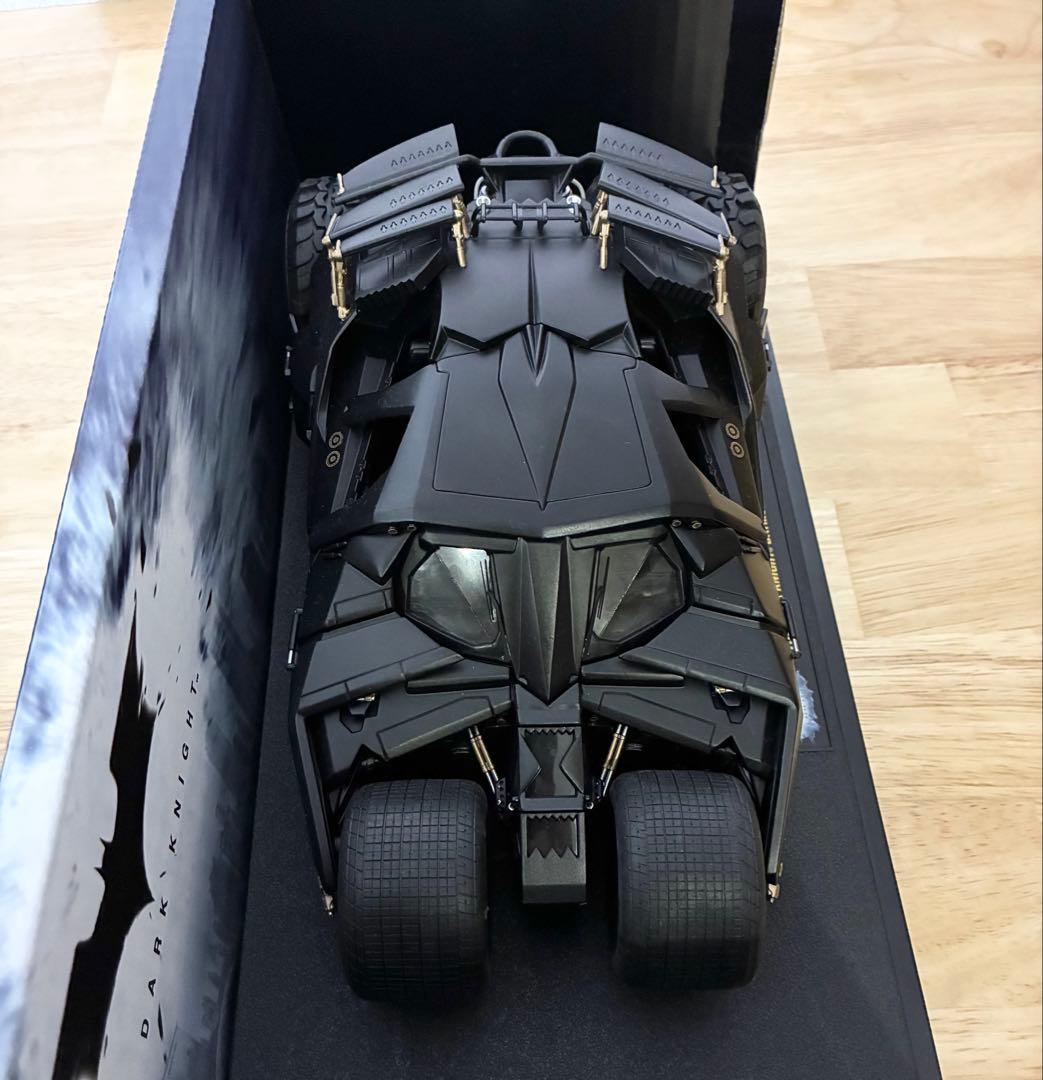 HotWheels Elite 1/18ダークナイト バットモービル バットマン