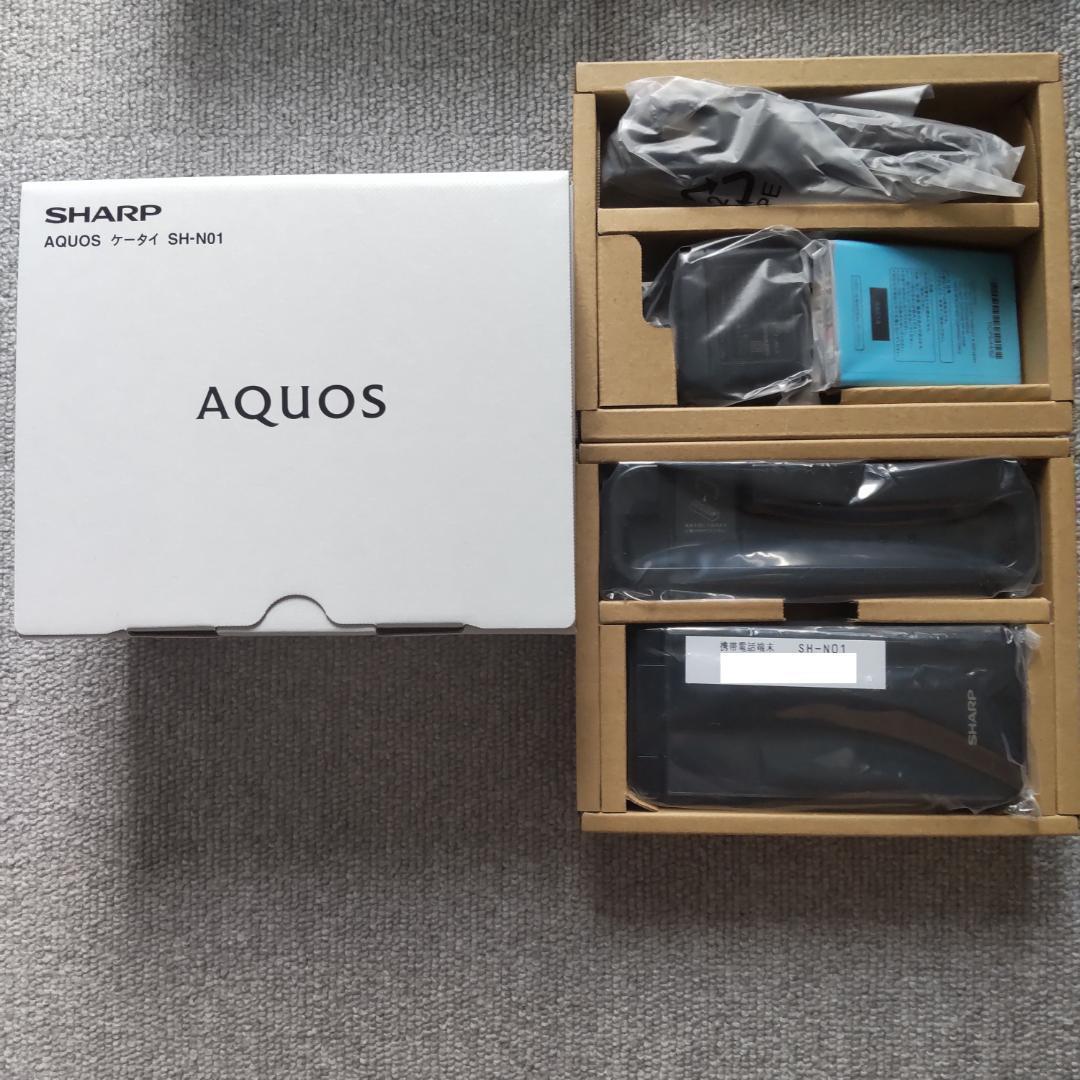 【未使用に近い】ガラホ AQUOS SH-N01 SIMフリー　在庫少