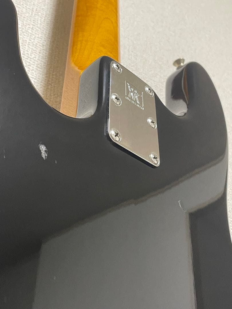 ベース ERNIE BALL MUSAN Stinray Classic Black