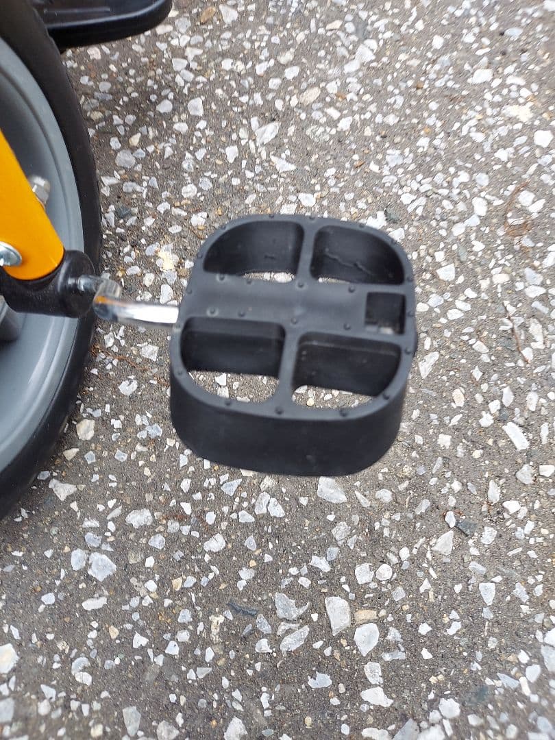 HUMMER 三輪車 イエロー