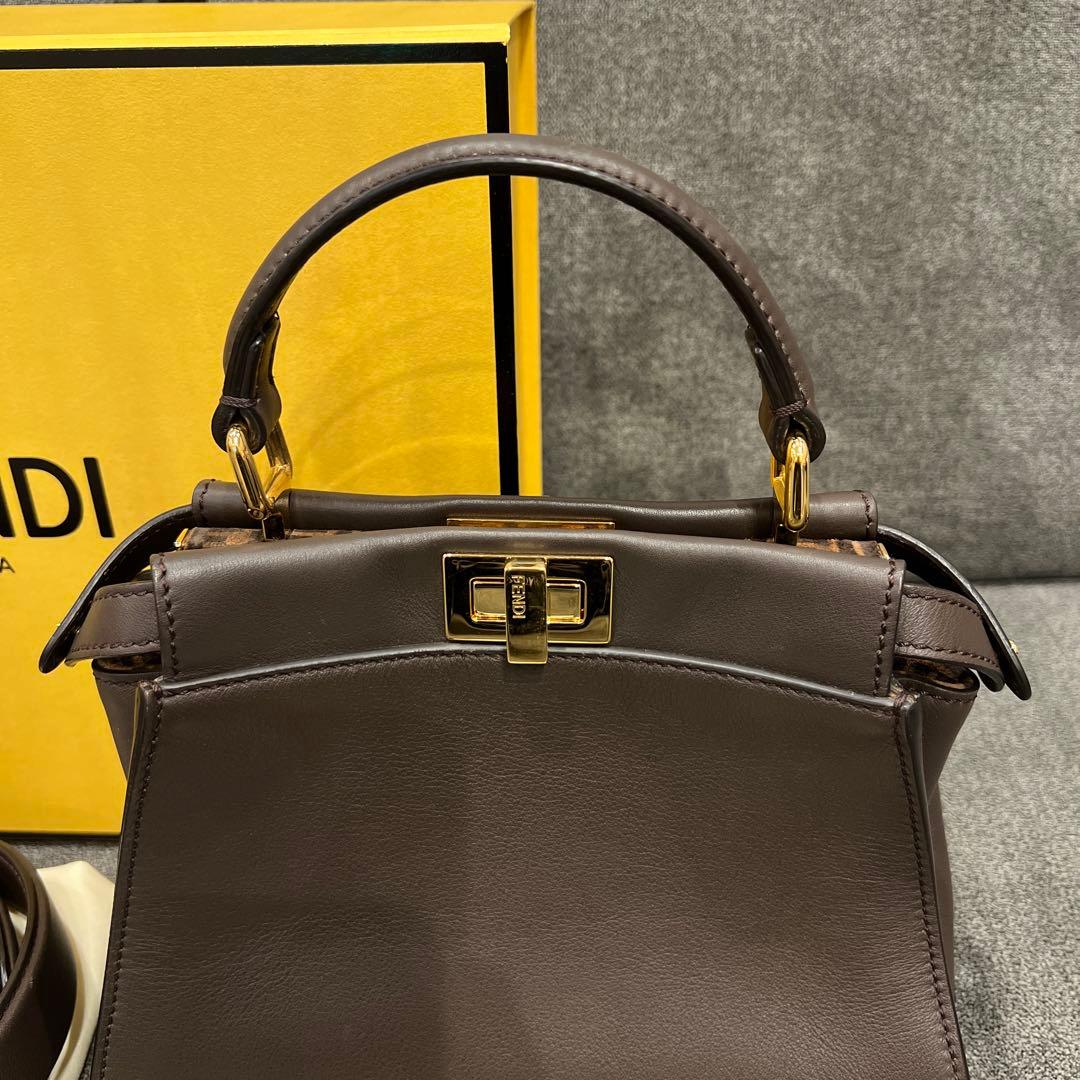 FENDI ピーカブー　ミニピーカブー　ブラウン