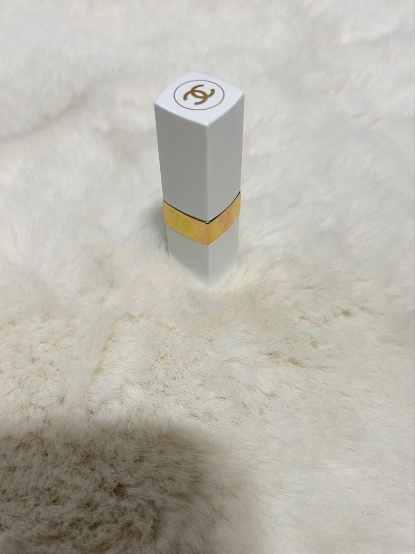 新品　CHANEL ルージュ、ハンドクリーム、クリーム等　ポーチ、キーホルダー付