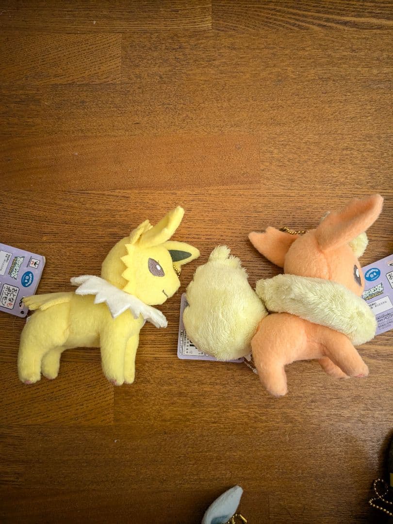 ポケモン ポケットモンスター　イーブイ　アイラブイーブイ ぬいぐるみ　キーホルダ