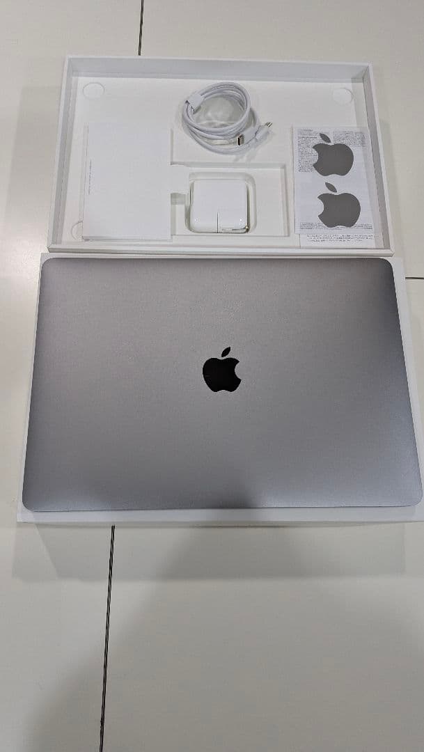 MacBookAir13.3スペースグレイ　M1 SSD256GBメモリ16GB
