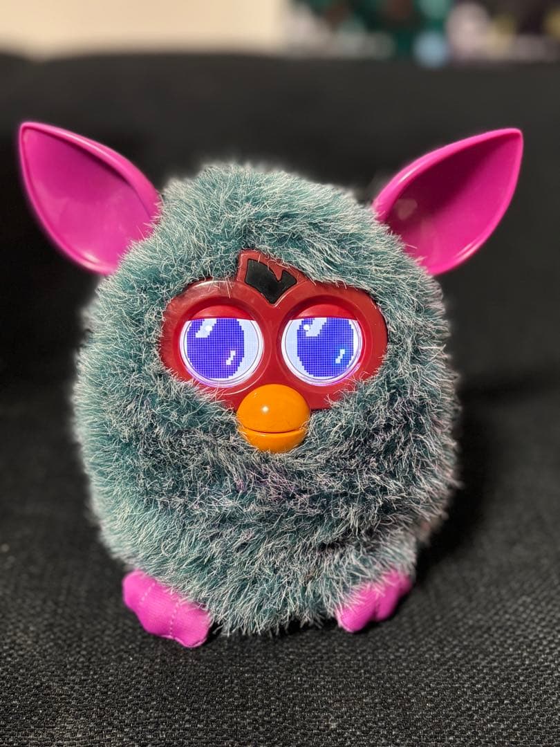 Furby ファービー プラムマーブル (ピンクとネイビーのグラデーション海外版