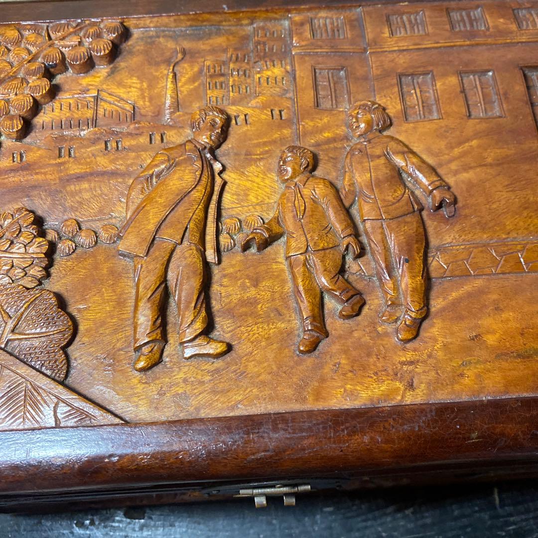 中国古玩　木彫　毛沢東　人生図箱