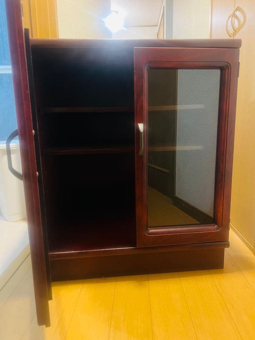 カリモク　キャビネット