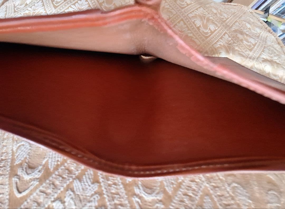 ルイヴィトン　エピパスポートケース　カード入れ　札入れ