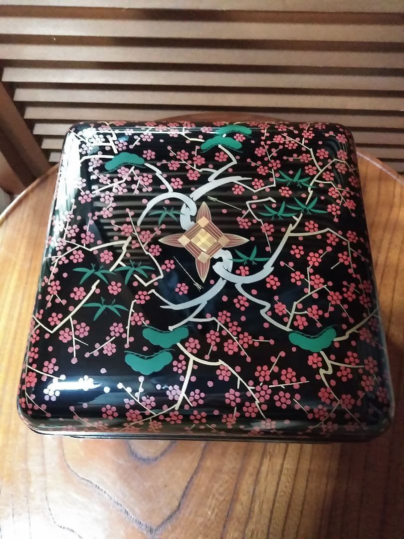 会津塗り木製　二段重　漆器　6.5寸　新品