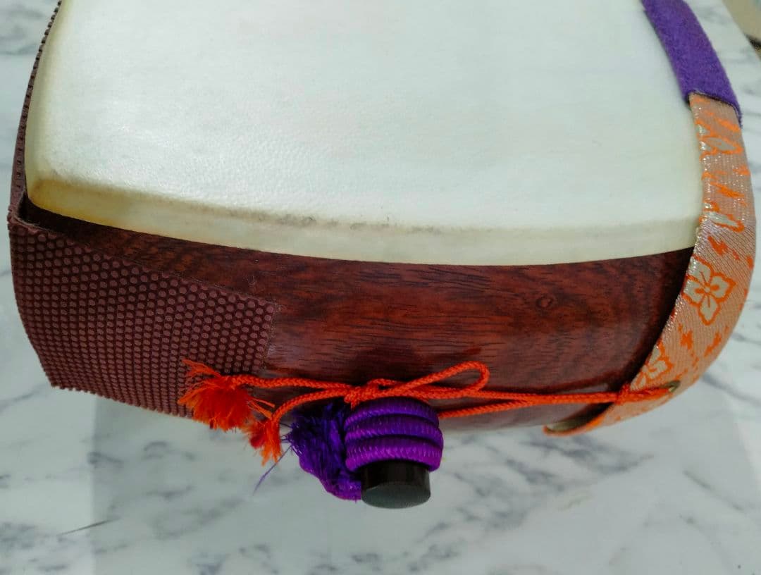 弦楽器 三味線 ハードケース付 調子笛、弦など付属（S1-2）