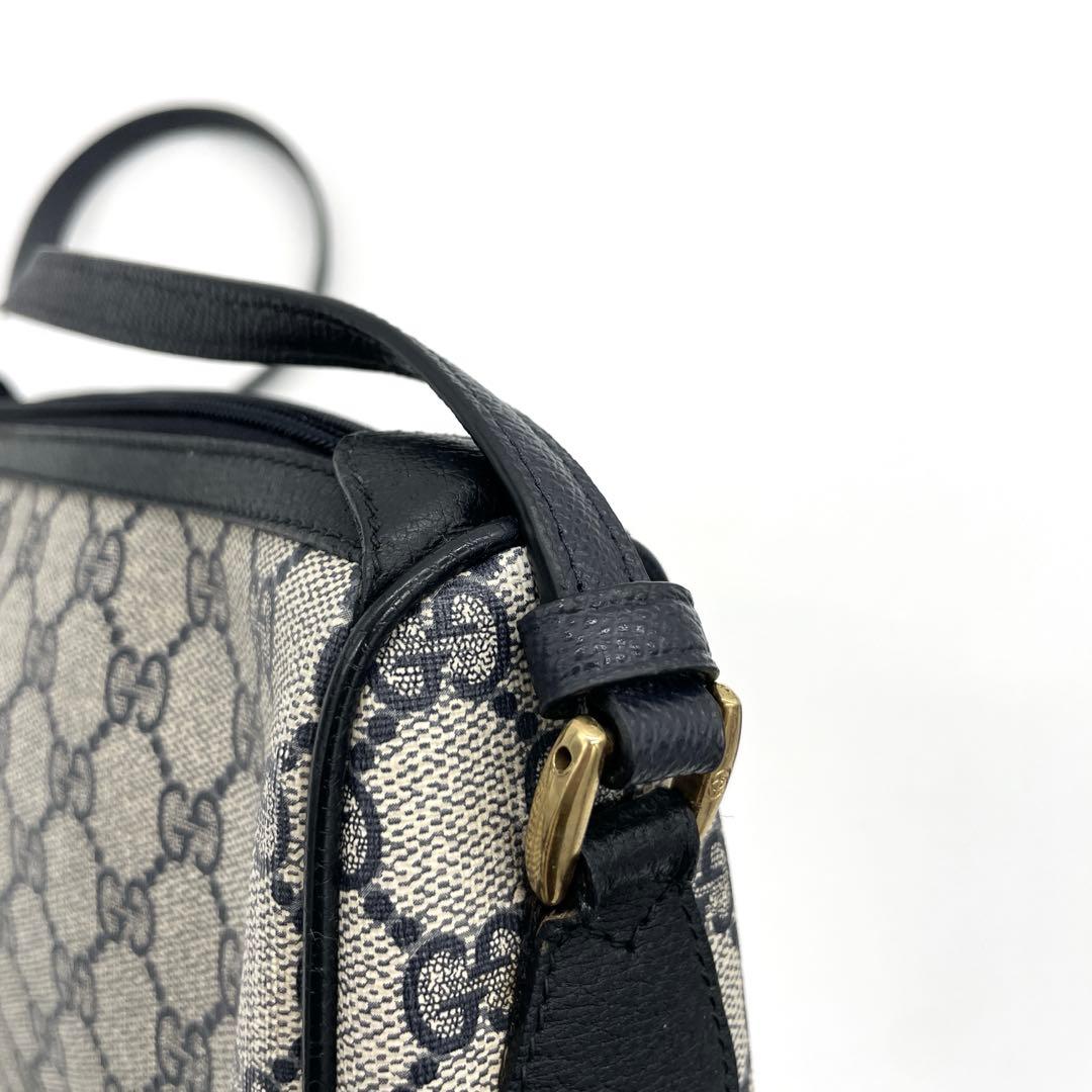 【GUCCI】ショルダーバッグ　GGスプリーム シェリーライン　ベージュ　自立