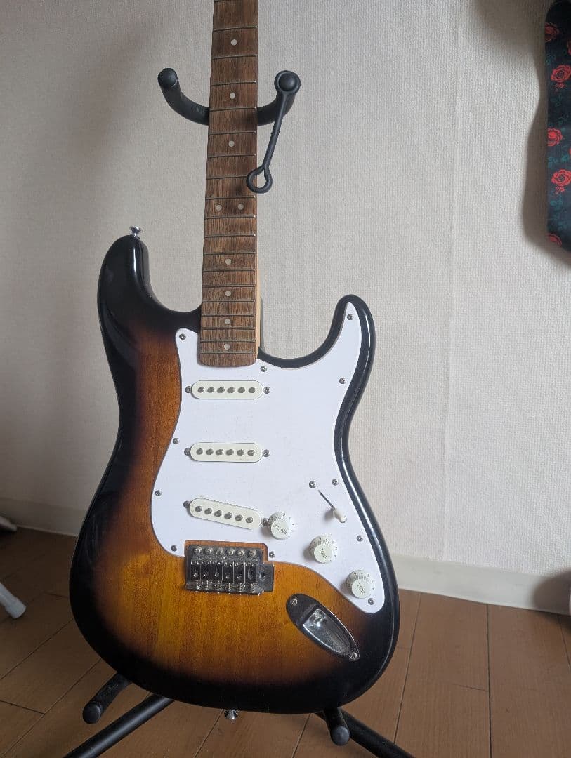R.I.Pオジーオズボーン割Squier Stratocaster