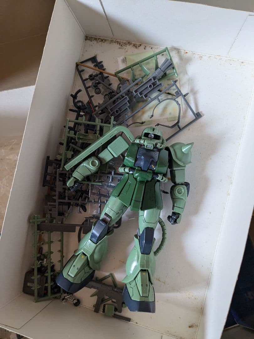 バンダイ ガンプラセット パーフェクトグレード ザクIIなど