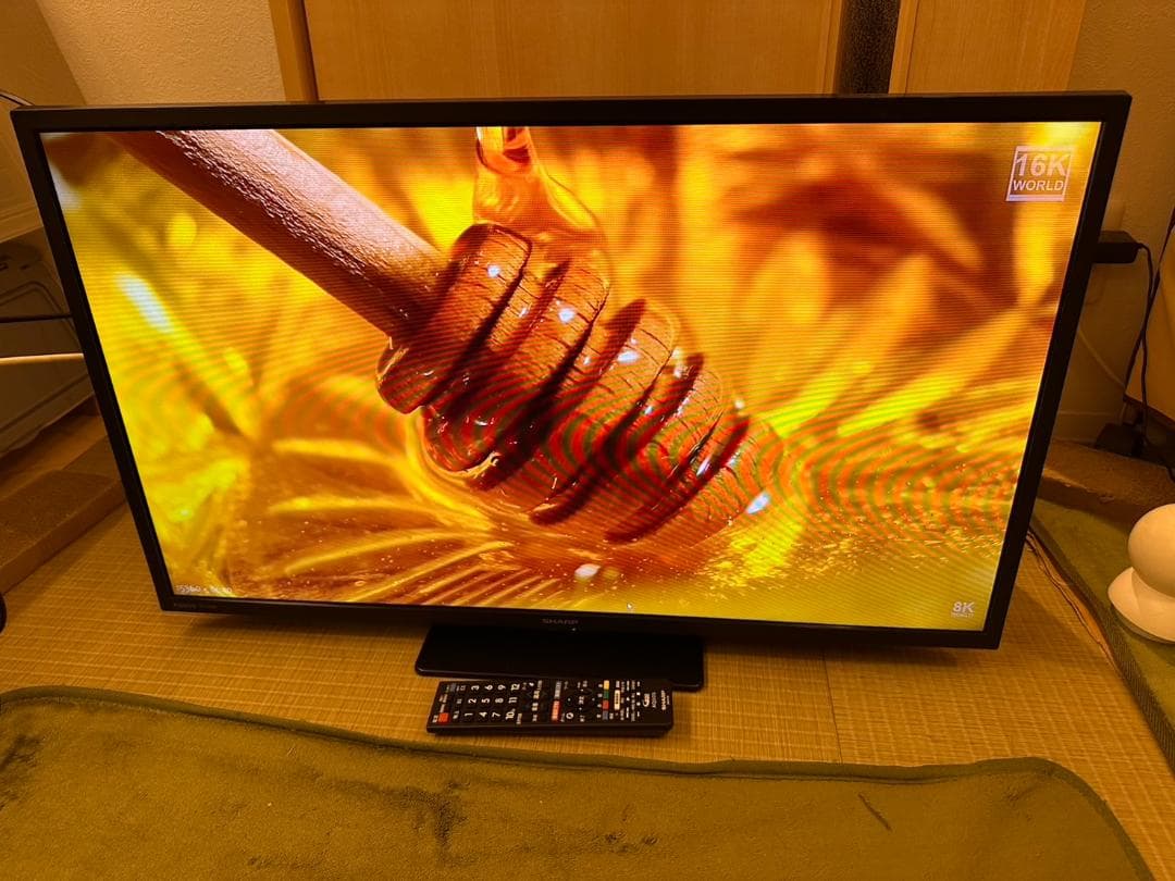 SHARP シャープ　32型　テレビ 2T-C32DE 2023年製　極美品！