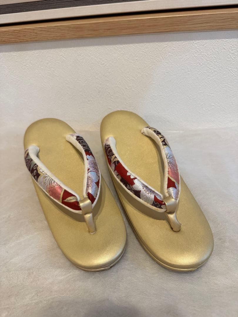 【みろく】【ほぼ新品】和装　バッグ　ハンドバッグ　和服 成人式　草履