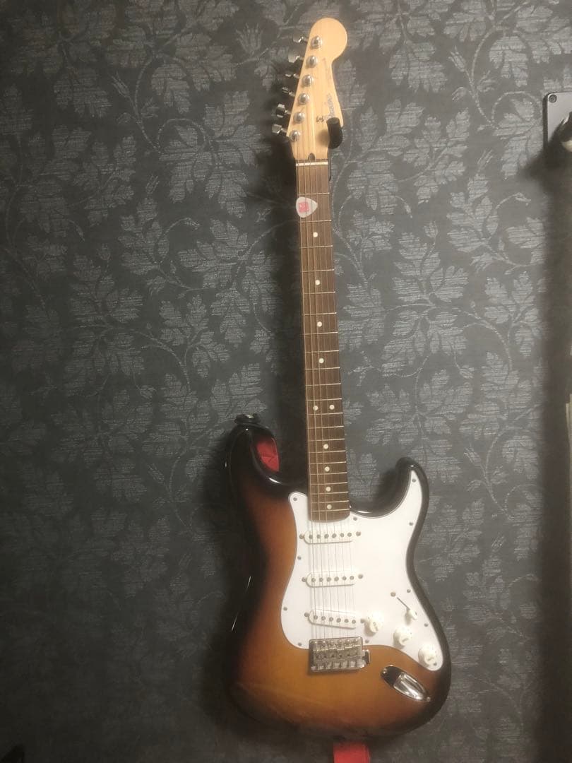 ストラトキャスター サンバースト　Fender Japan