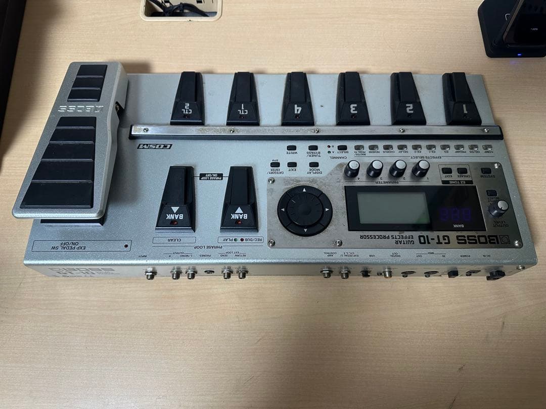 BOSS GT-10 ギターエフェクター