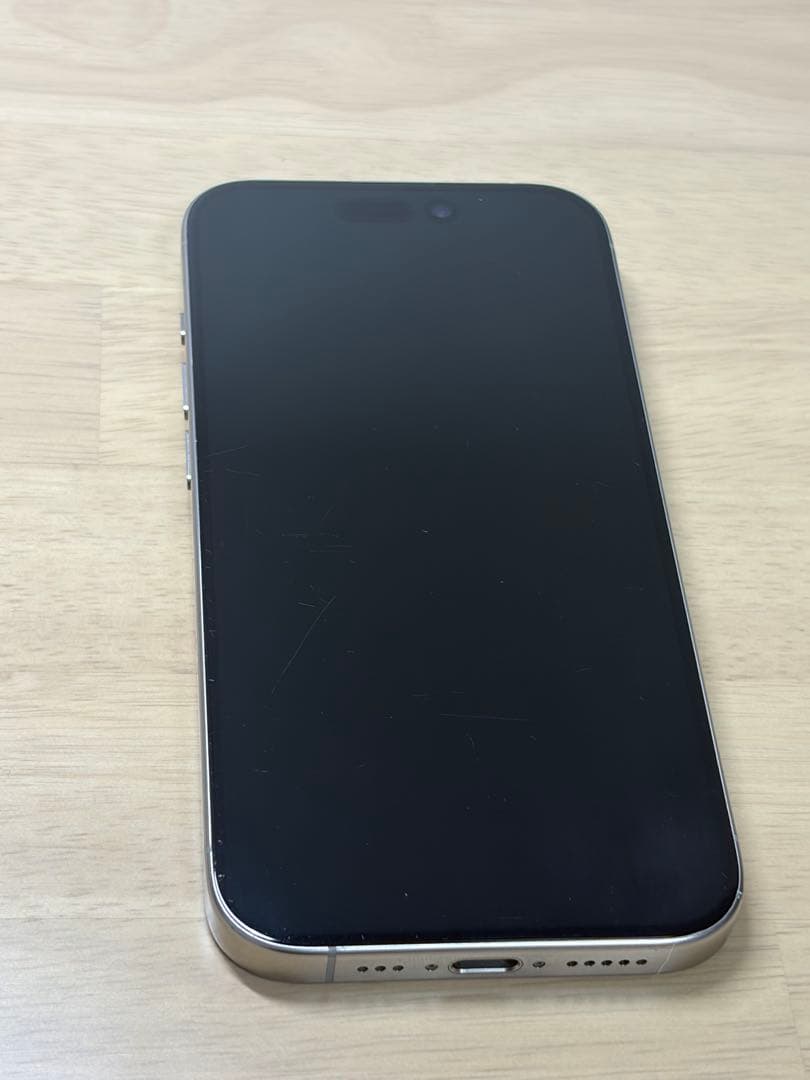iPhone 15 Pro 256G 本体