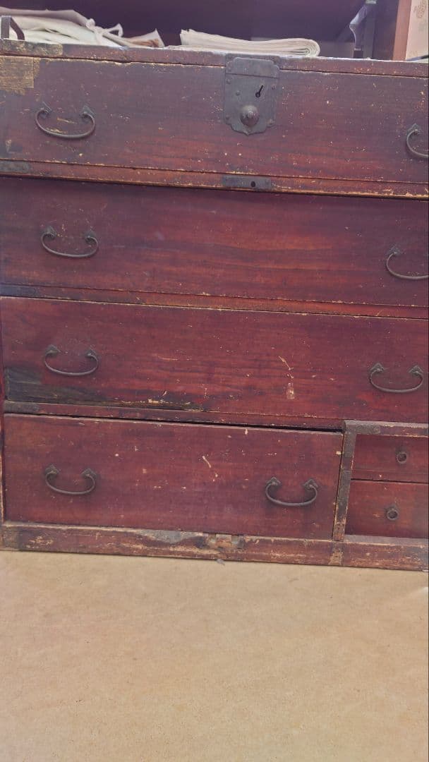 アンティーク箪笥（ブラウン）