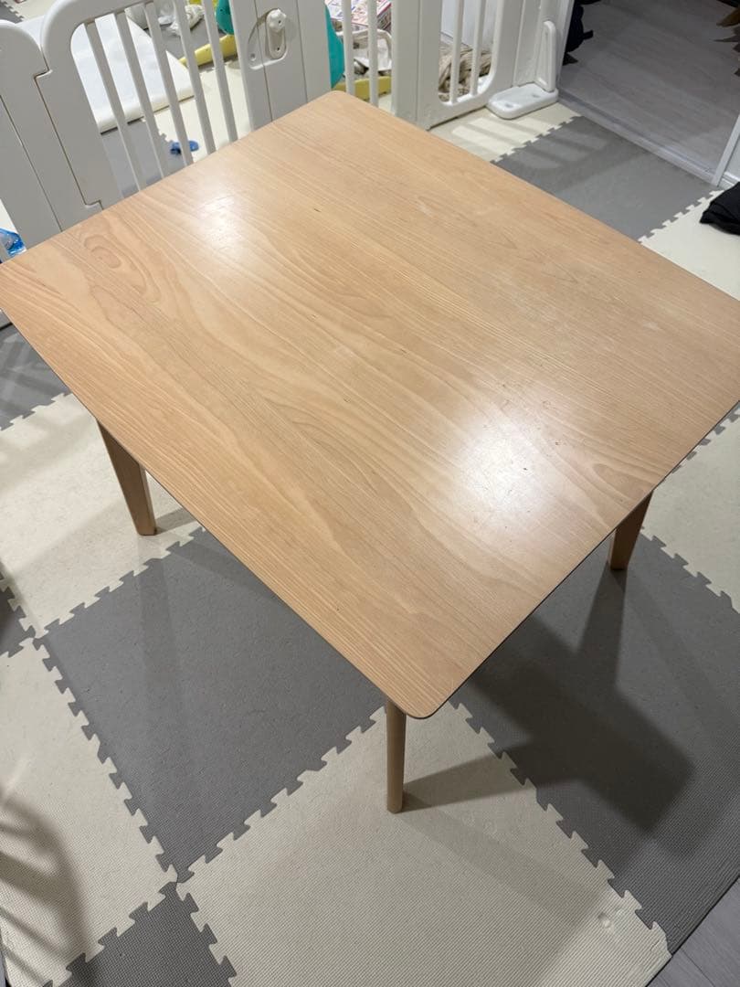 ダイニングテーブル 90x75cm テーブル