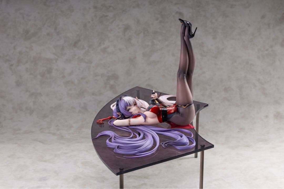 応瑞　フィギュア