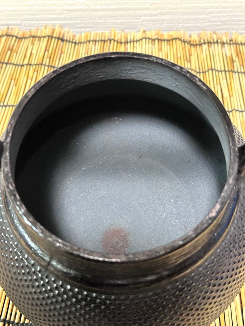 未使用品、供箱、栞、タグ付　南部天正堂作２０型コシキアラレ　南部鉄瓶　南部鉄器