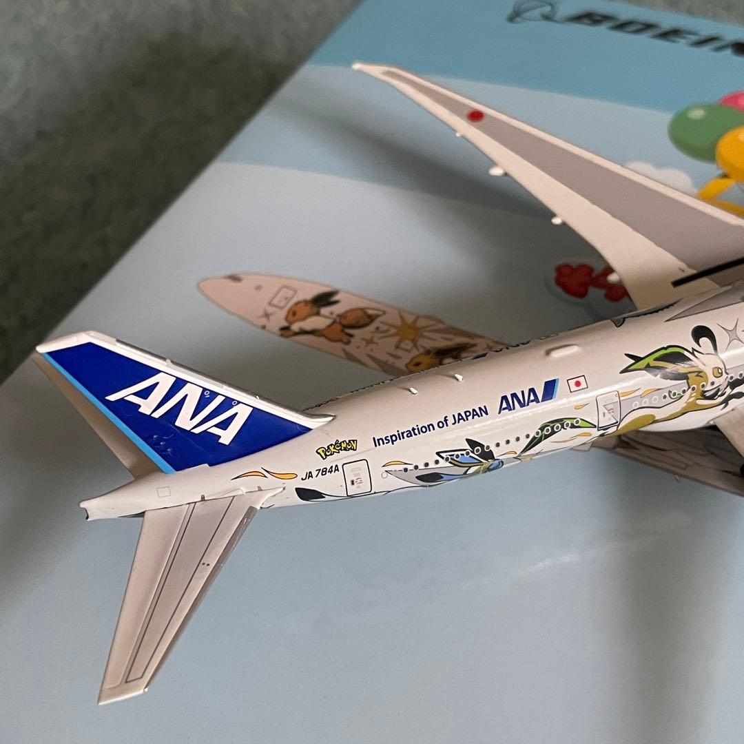 ANA 全日空 777-300ER ポケモン イーブイジェット スタンド付き