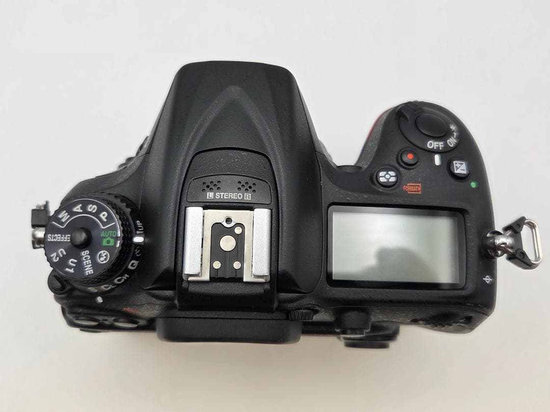 ■897ショット■ NIKON 一眼レフカメラ D7200 ボディ