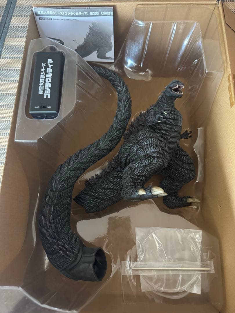 東宝大怪獣シリーズ ゴジラウルティマ　少年リック限定版