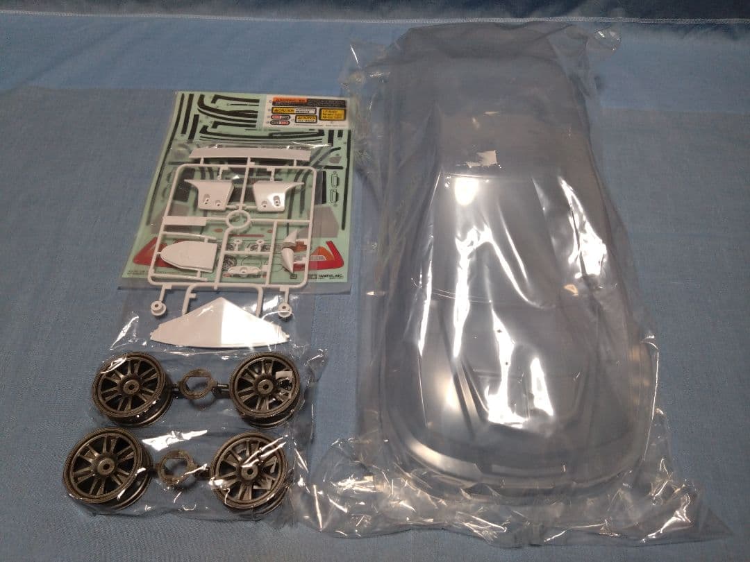 1/10ツーリングカー用ボディの2点セット①