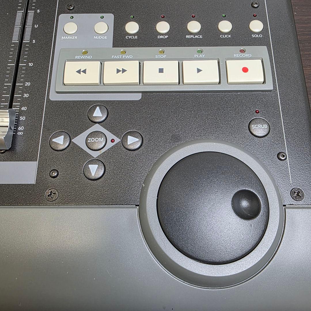 MIDI→USB接続 コントローラー・フェーダー 16チャンネル