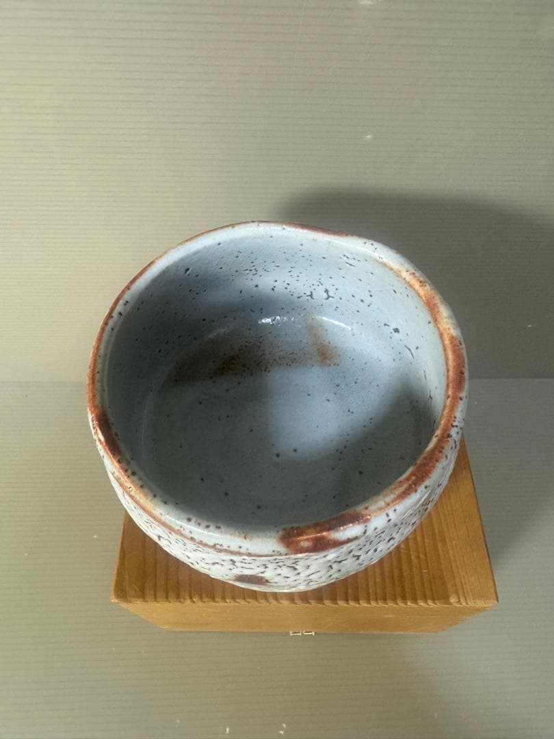 2323 美濃焼 秀山窯 志野茶碗 共箱付 茶道具