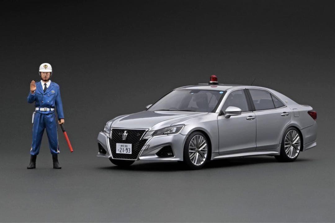 1/18スケール 高速道路交通警察隊　クラウン イグニッションモデル