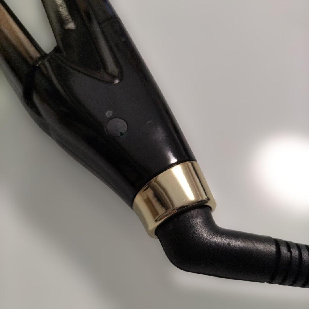 ヘアビューロン　4d ストレートアイロン